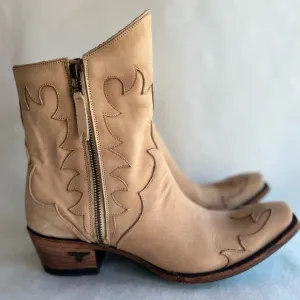 Women's Lane Bone Firestone Cowgirl Shortie Ankle Boots Women’s size 9.5