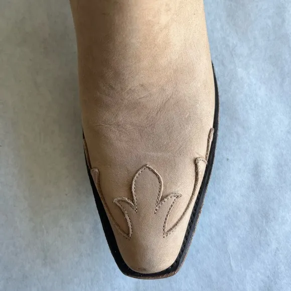 Women's Lane Bone Firestone Cowgirl Shortie Ankle Boots Women’s size 9.5