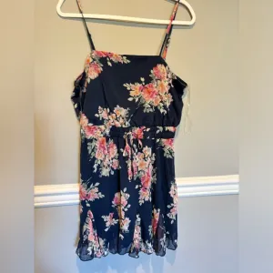 Women's Navy Blue Floral Dress with Floral Print -Francesca's Trixxi Siz…