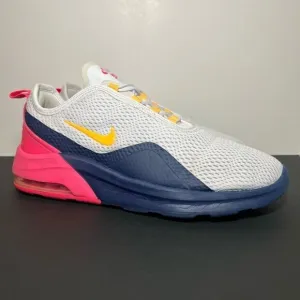 Womens NIKE Air Max Motion 2 Multicolored Running Shoes / Size 10