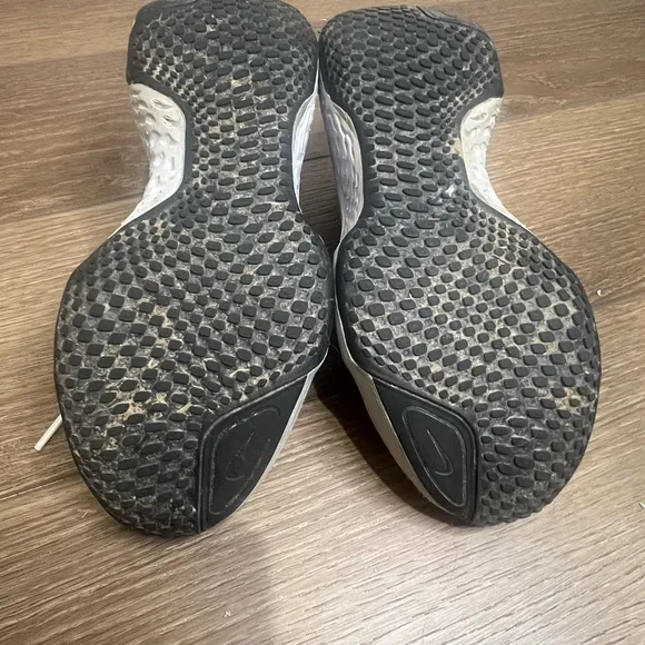 Women's Nike Zoom X Invincible Run Flyknit Running Shoes