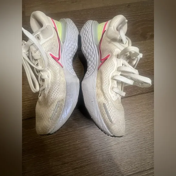 Women's Nike Zoom X Invincible Run Flyknit Running Shoes