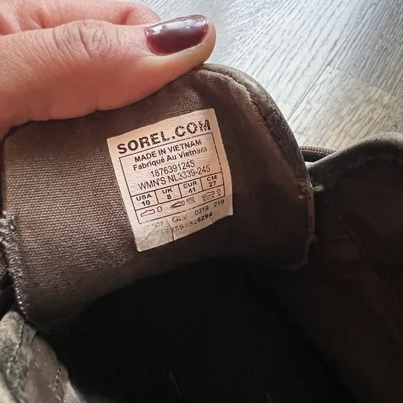 Women’s Sorel Brown Leather Hiking Boots 10