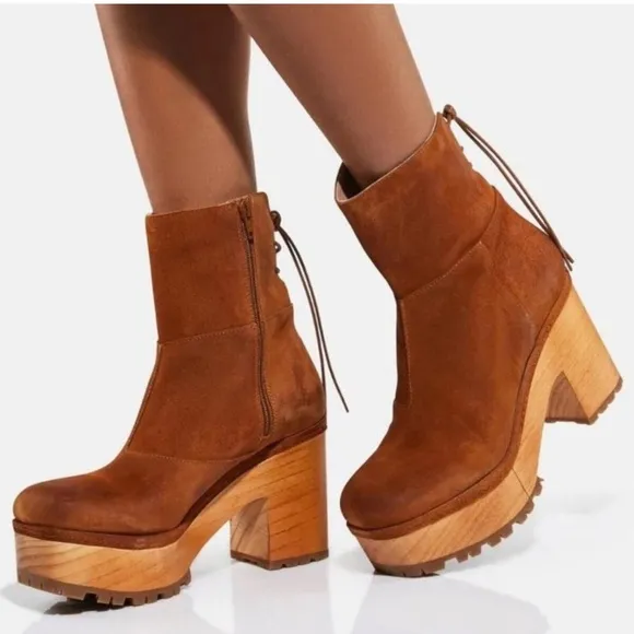 Women's Tan Suede Platform Boots