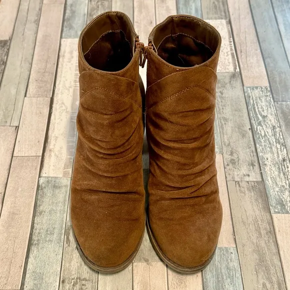 Women’s “Universal Thread” Ankle Boots | (#80424-O)