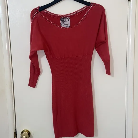 Y2K GUESS CORAL SWEATER DRESS CHAIN DETAIL KNIT SZ MED BODYCON SEXY
