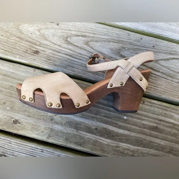 Y2K Wooden Heel Miz Mooz Cream &amp; Brown Heeled Sandals