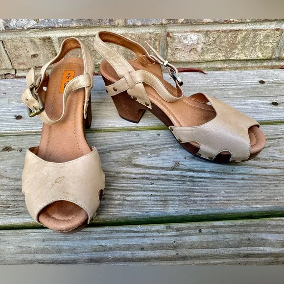 Y2K Wooden Heel Miz Mooz Cream &amp; Brown Heeled Sandals