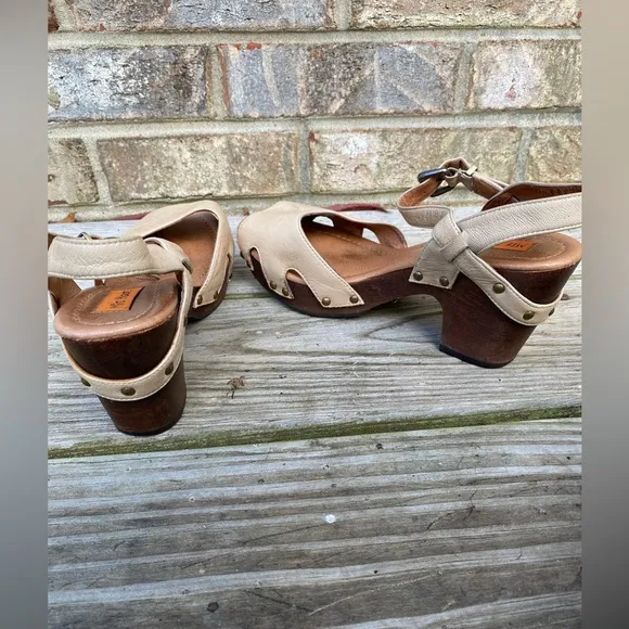 Y2K Wooden Heel Miz Mooz Cream &amp; Brown Heeled Sandals