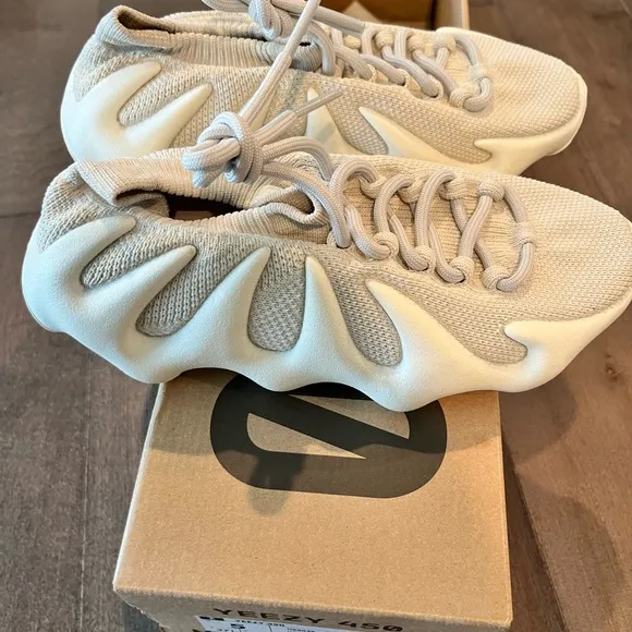 Yeezy 450 size 5.