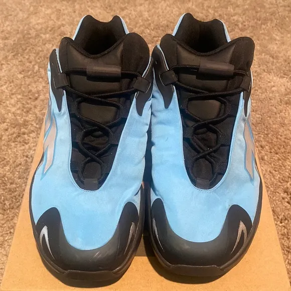 Yeezy 700 Boost