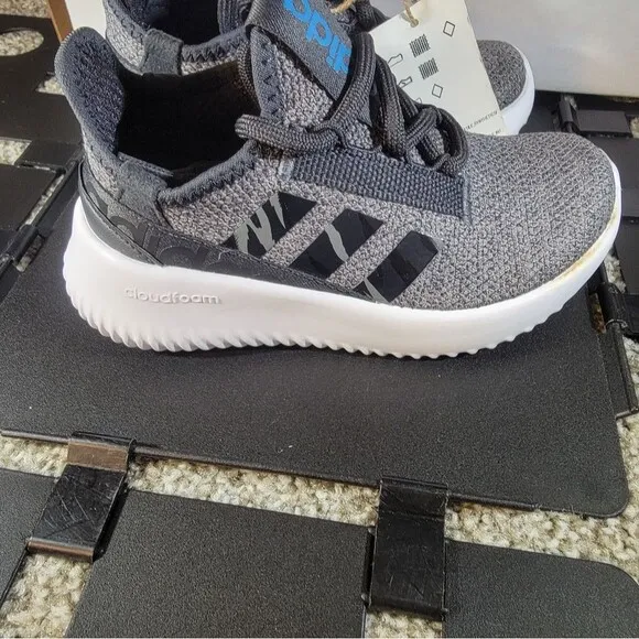 Youth 11K Adidas Kaptir 2.0 'Carbon Black' GZ4673 SHARP!!!!!
