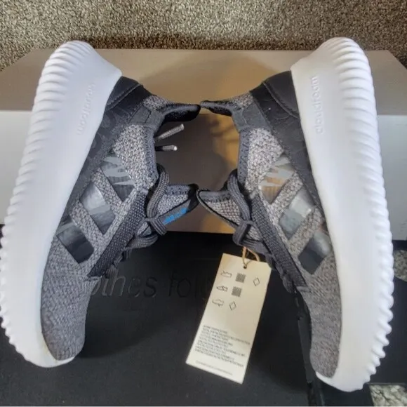 Youth 11K Adidas Kaptir 2.0 'Carbon Black' GZ4673 SHARP!!!!!