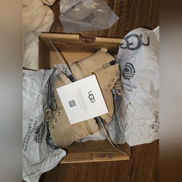 Ziggy Lou &amp; UGG Bundle